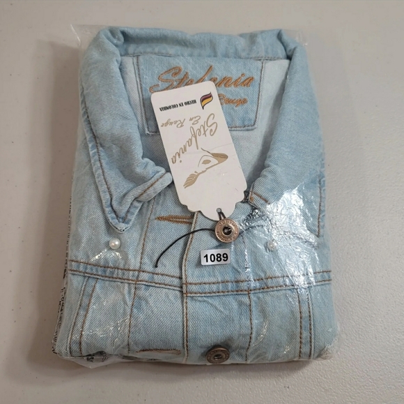 Womens Light Wash Peplum Destructed Hem Detail Jacket Stylish Windbreak size XL - Picture 16 of 16